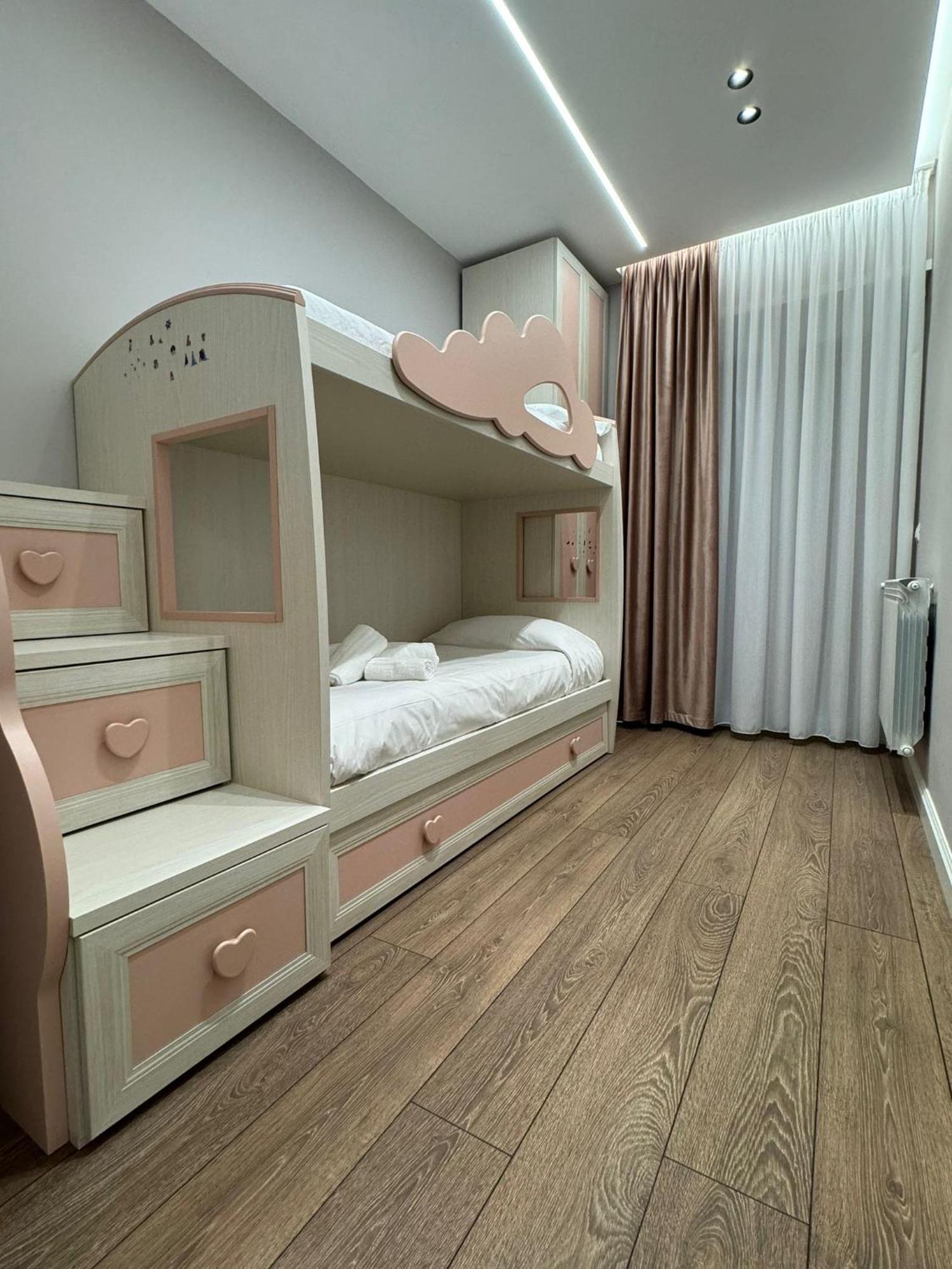 Sole Roman House ภายนอก รูปภาพ