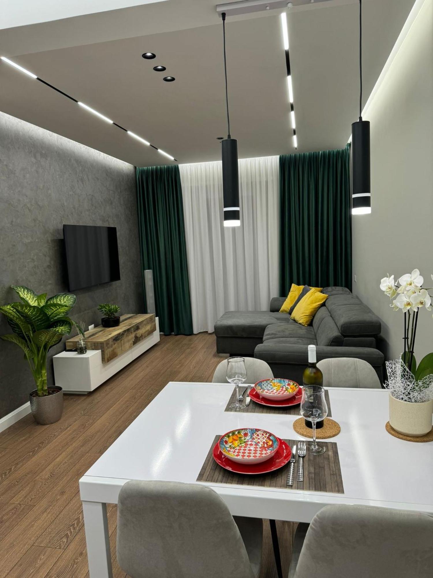 Sole Roman House ภายนอก รูปภาพ